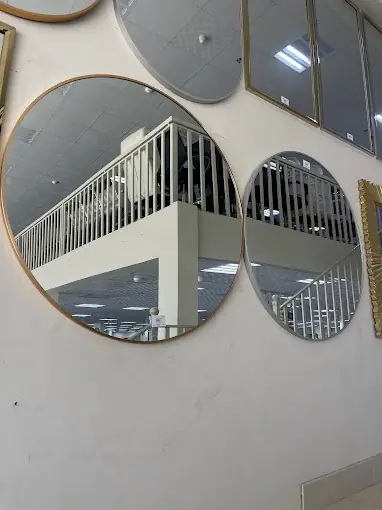 مرايا المداخل الكبيرة ذوات الأقواس (Arched Mirrors) لتعزيز فخامة المدخل